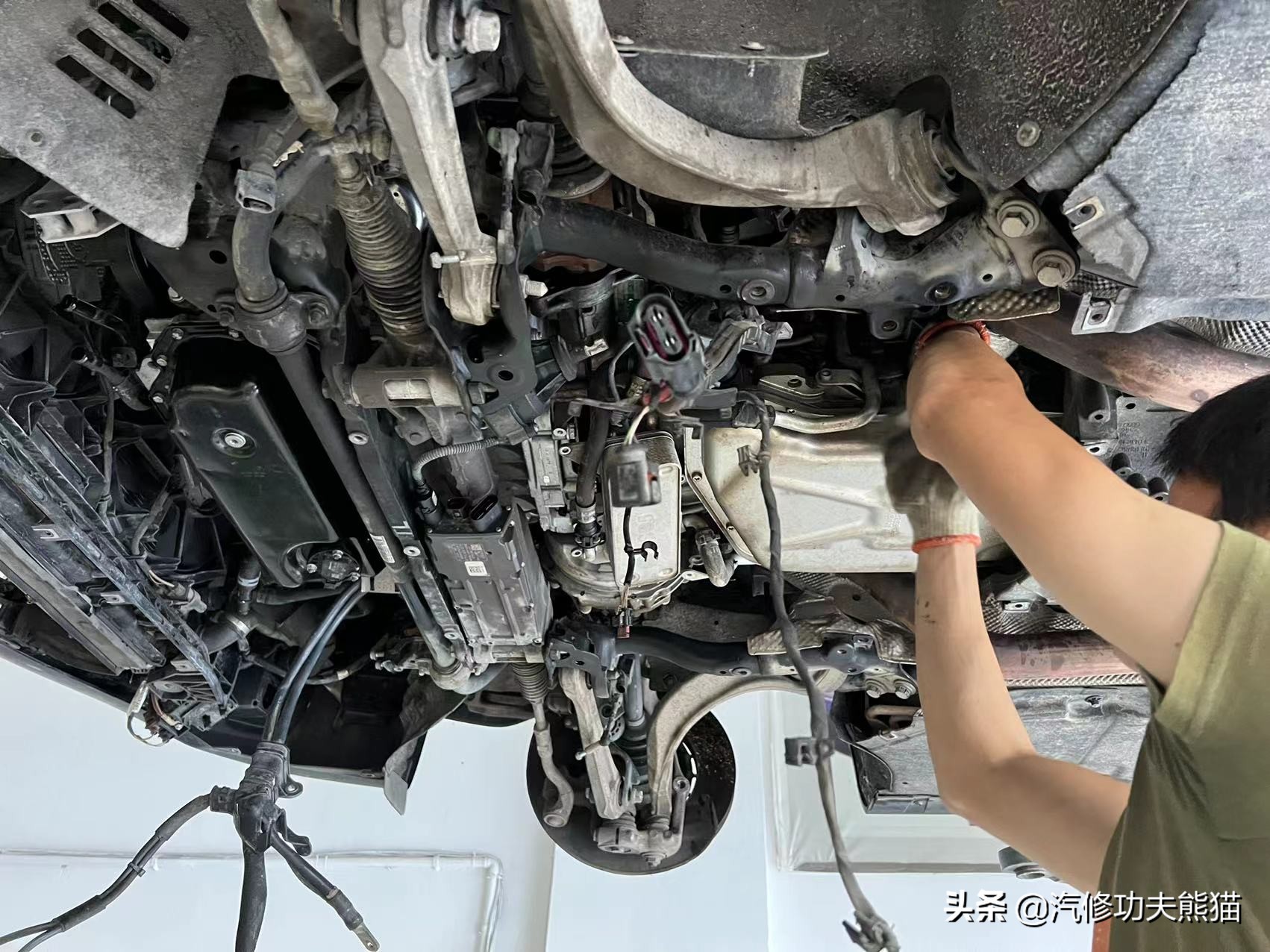 奥迪a8烧机油严重怎么解决,刘团长修奥迪a8烧机油后续