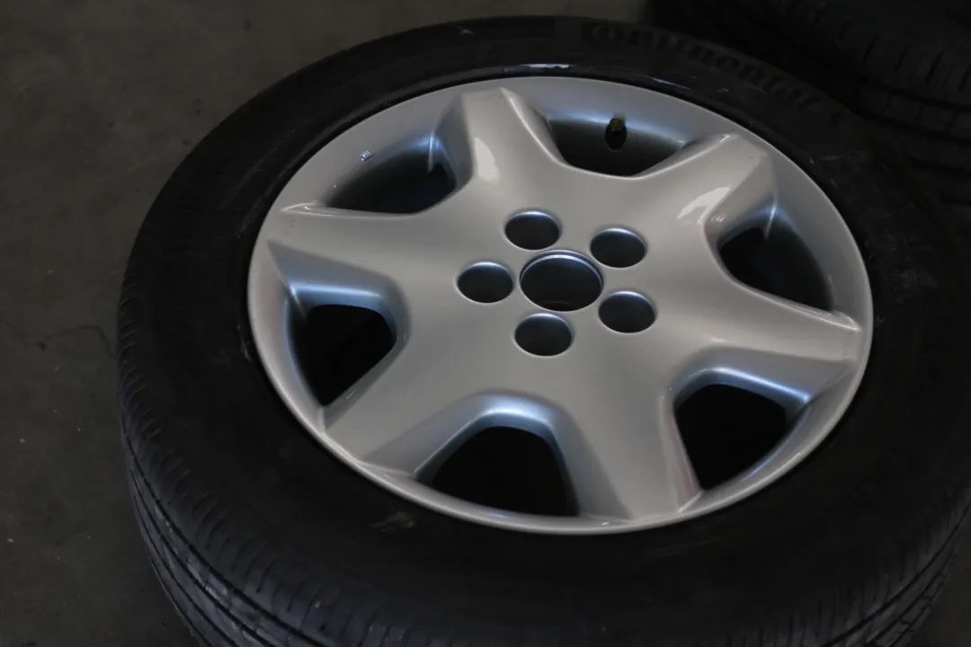 大哥12万买2005年售价100万的凌志LS430，含泪又花10万翻新才能开