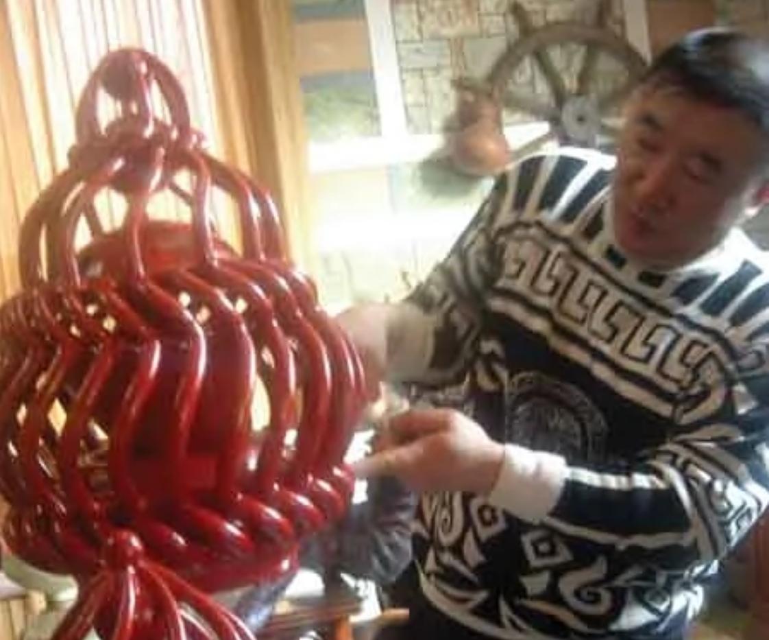 06年一专家出难题，以亿万家产作赌，却被普通电工破解，结局如何