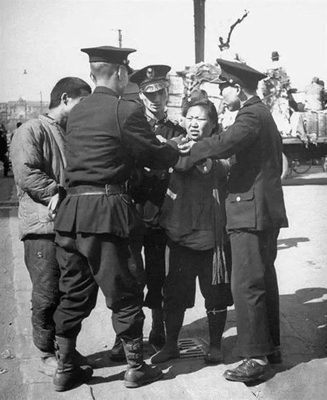 两广巨盗小飞天结局,尘封档案之两广巨盗小飞天