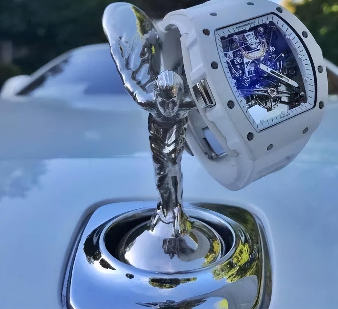 生活过得去头顶带点绿下一句,生活过得去头上带绿的句子