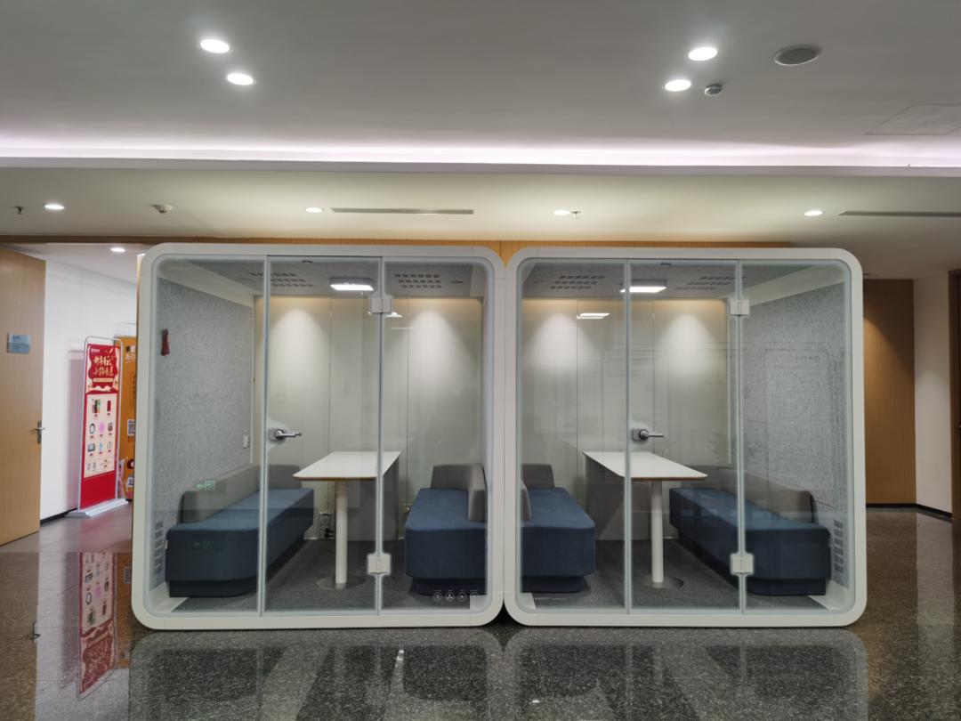 开放式办公休息室设计,办公静音舱设计效果
