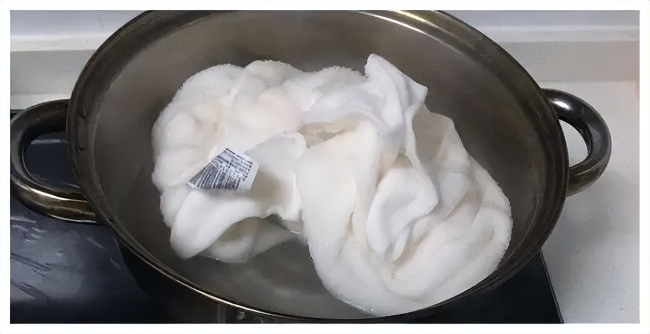 美容院清洁黑头会让毛孔变大吗,黑头拔了毛孔变大会自己愈合吗