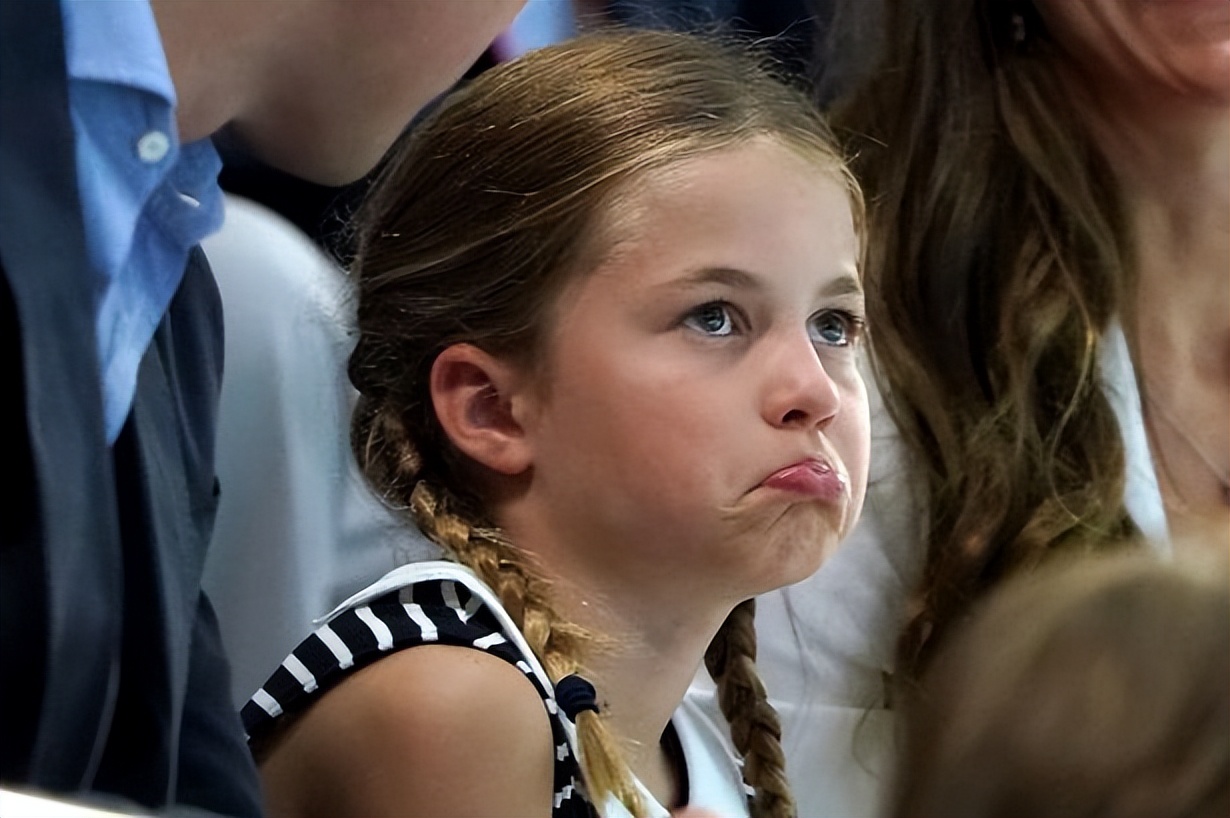 英国皇室公主夏洛特公主近照,英国王室夏洛特公主是谁的孩子