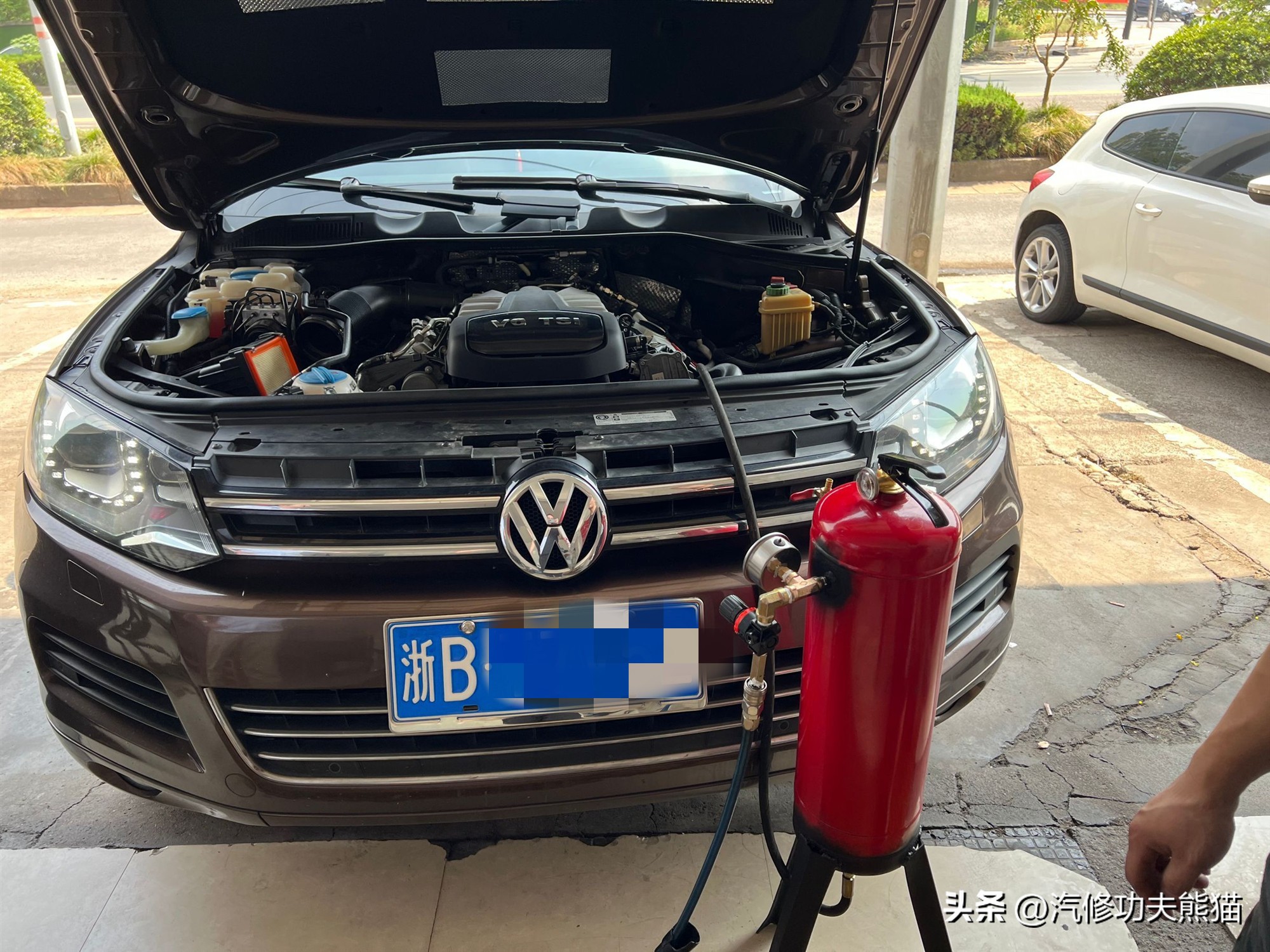 大众途锐烧机油积碳严重,途锐有必要清洗积碳吗