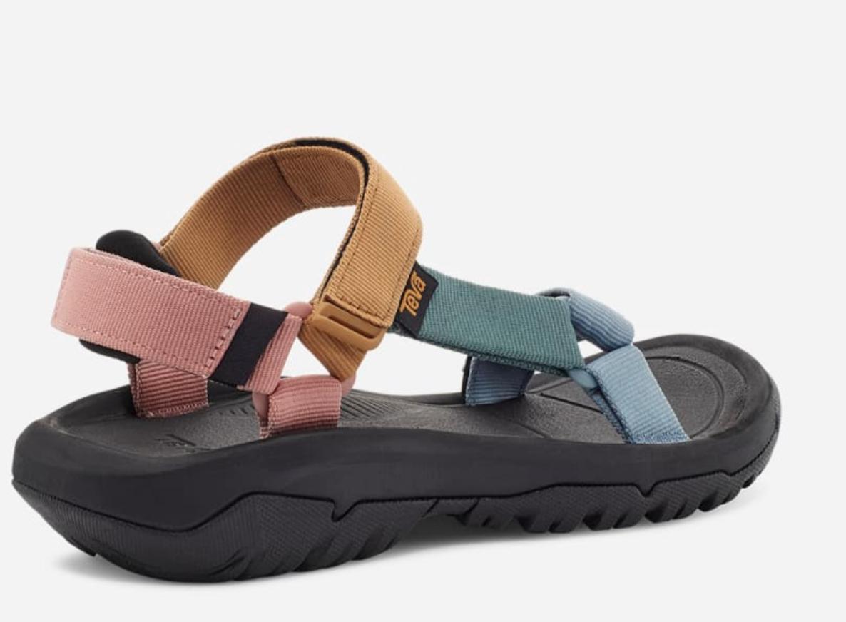 户外夏季徒步凉鞋,户外旅游涉水凉鞋