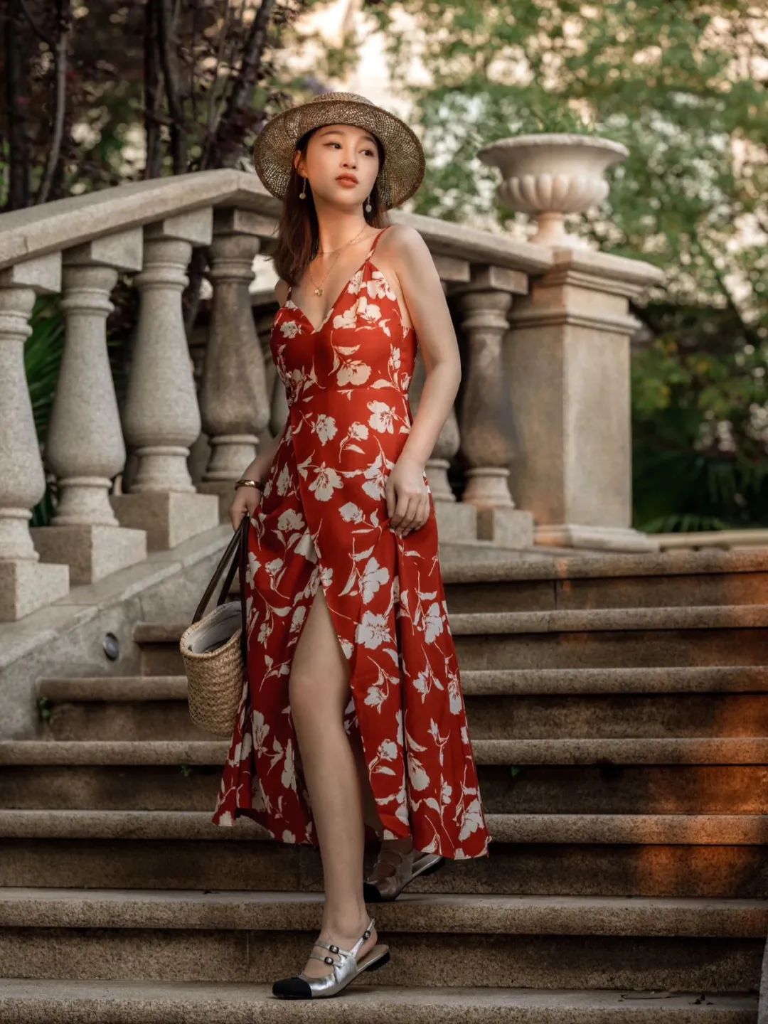 适合旅游穿的花裙子,夏天的花裙子美丽又治愈