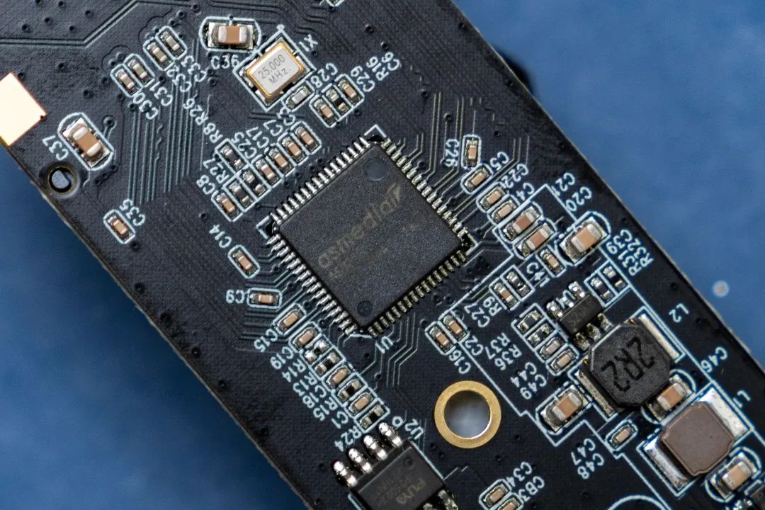 拯救者移动固态硬盘是pcie4.0吗,拯救者移动固态硬盘测评拆解