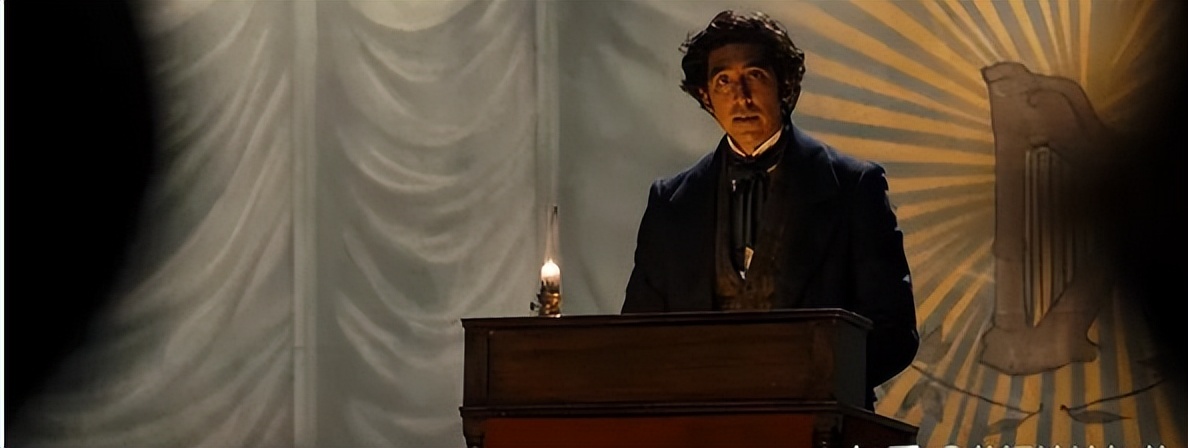 乔是一个孤独而迷茫的机器人，他开启了一段寻找自己的目标的路程