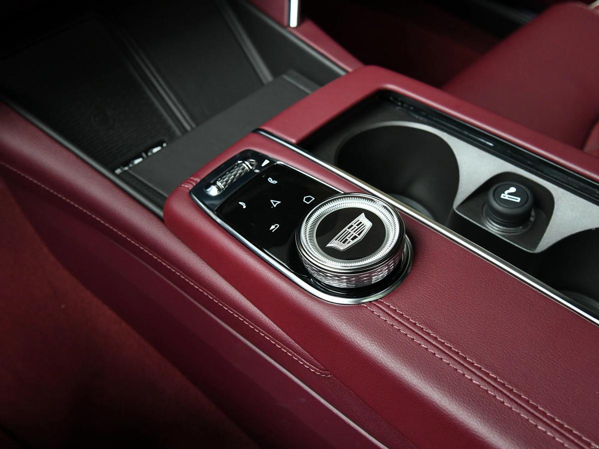 低调豪华的轿车,低调又高级的轿车