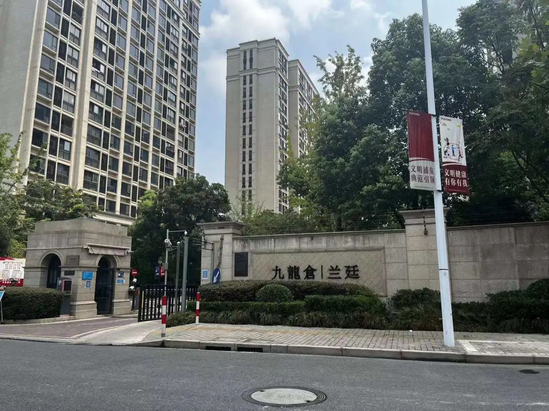 上海老城区现状如何,上海的地位一落千丈