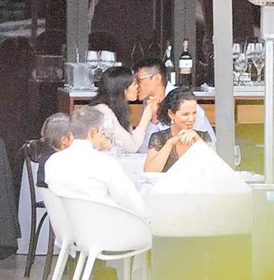 何超琼许晋亨门当户对,陈百强与何超琼门当户对