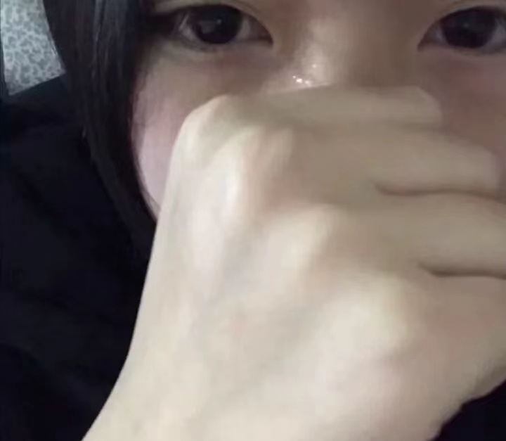 心疼委屈的女人,让人心疼又委屈