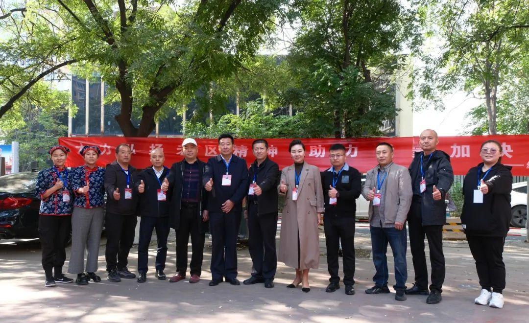 热血沂蒙：西山枫林的奇遇