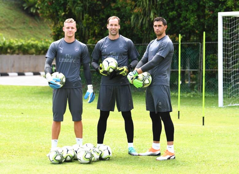 阿根廷门将马丁内斯身价涨没涨,阿根廷门将马丁内斯的家庭