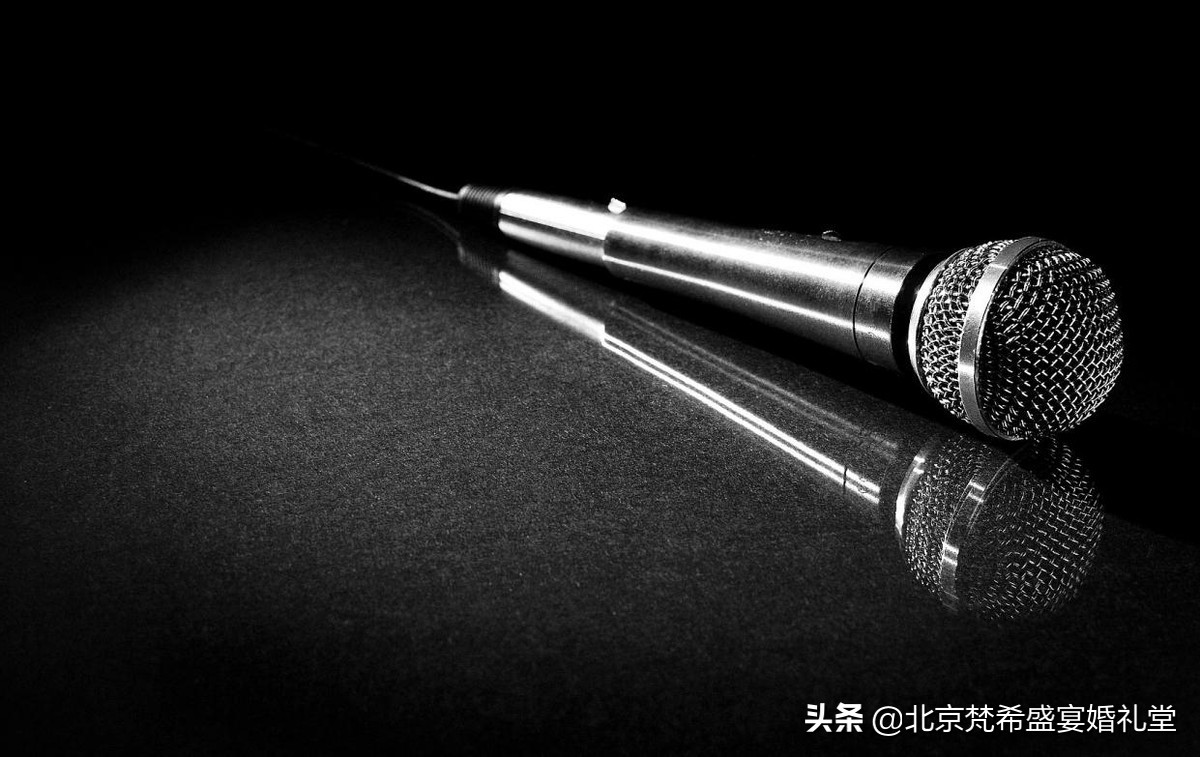 婚礼司仪如何与新人沟通及技巧,婚礼现场司仪需要注意很多细节