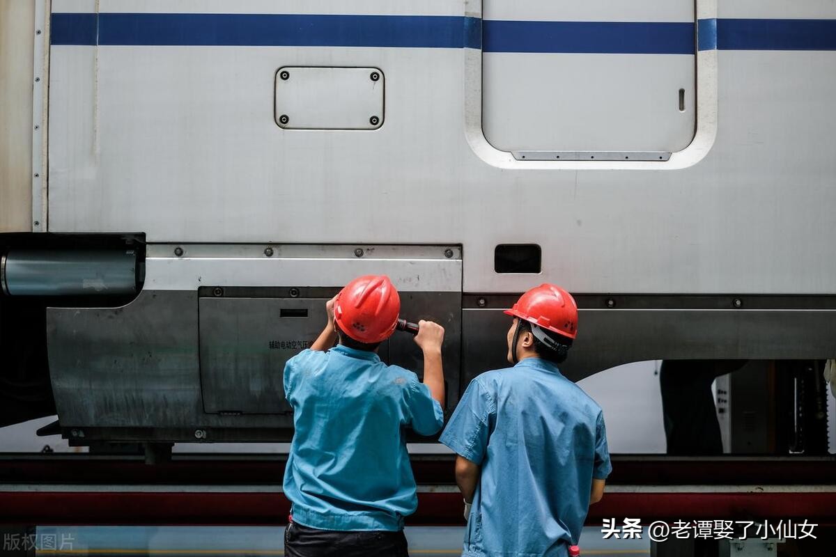 专科就业前景好还容易学的专业,专科报什么专业前景好且工资高