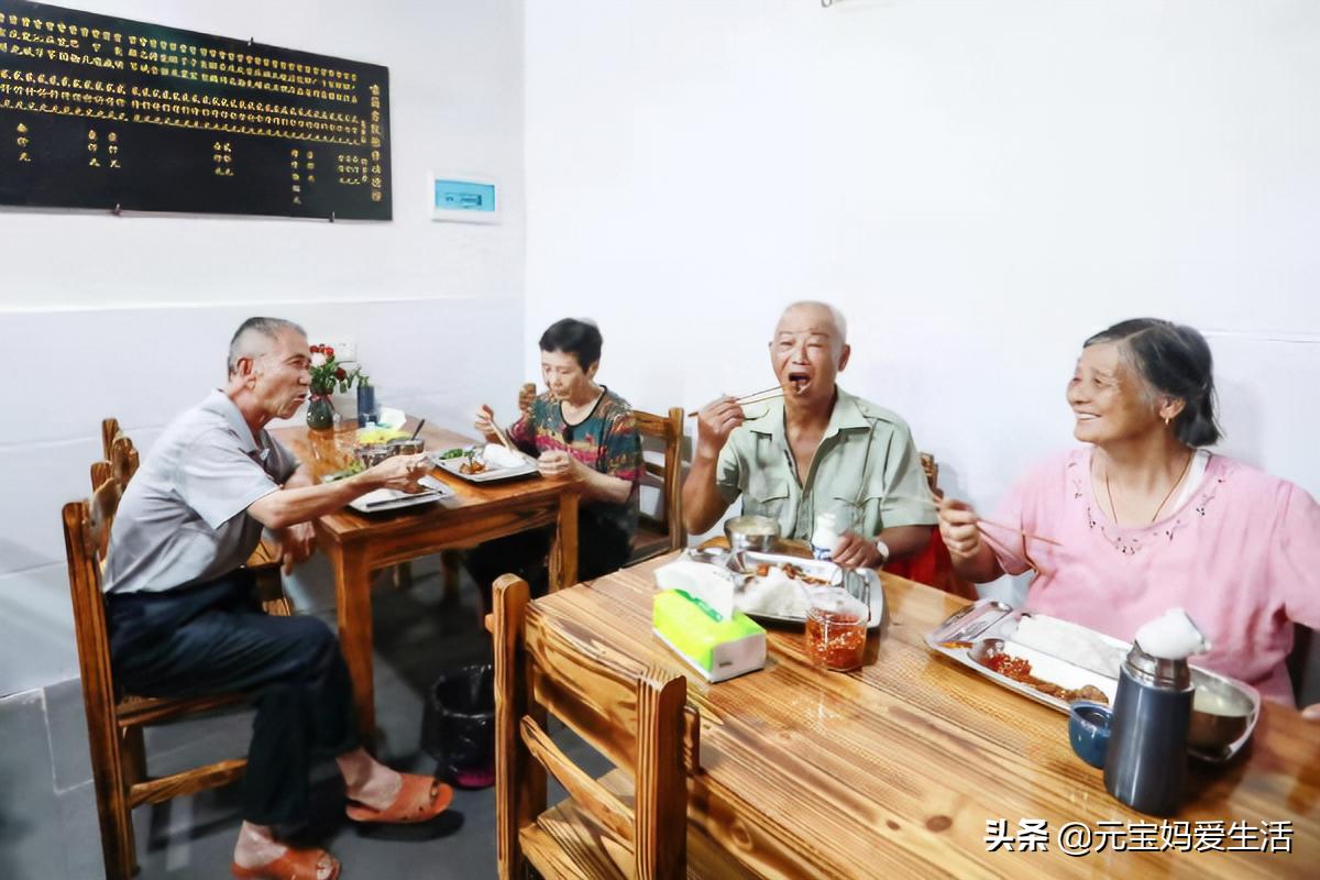 人死后到殡仪馆需要封肛吗,为什么在医院去世要堵住鼻孔