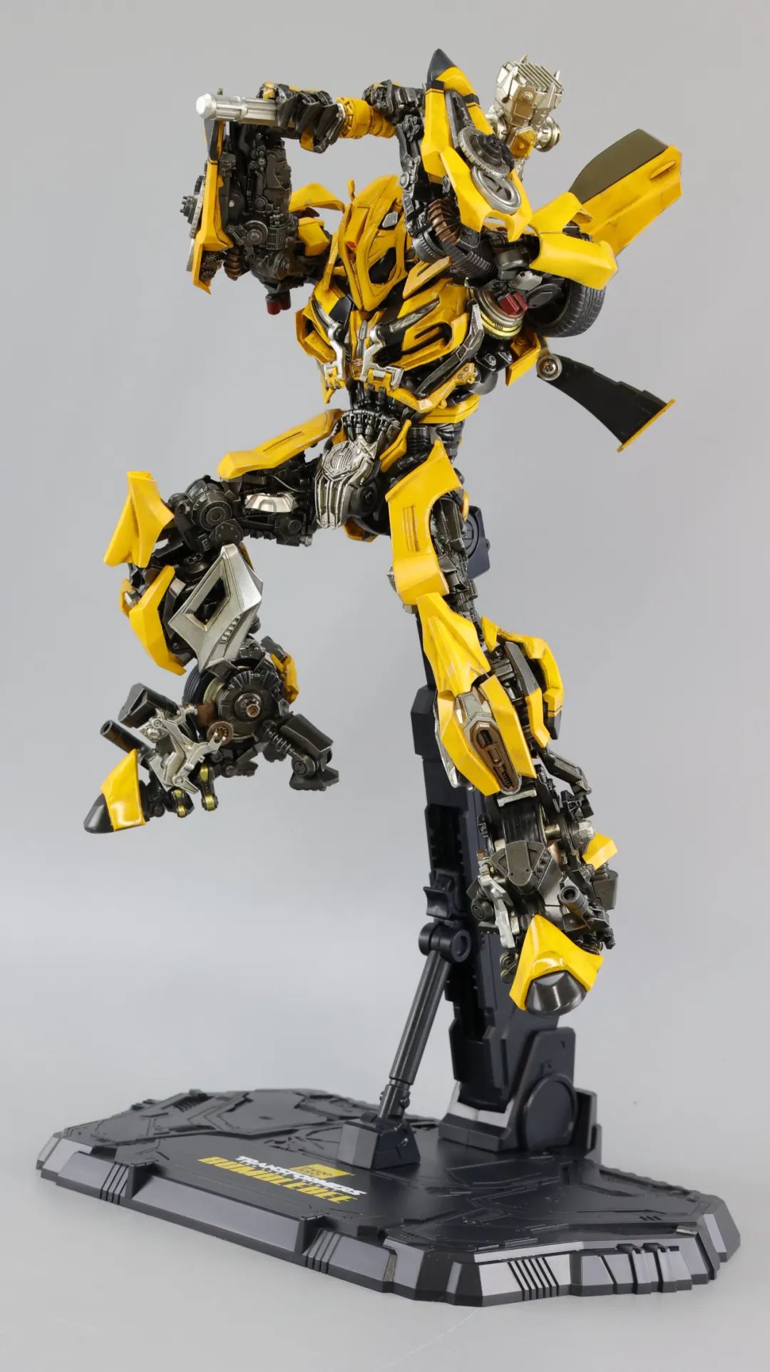 变形金刚5大黄蜂新款,大黄蜂变形金刚5测评