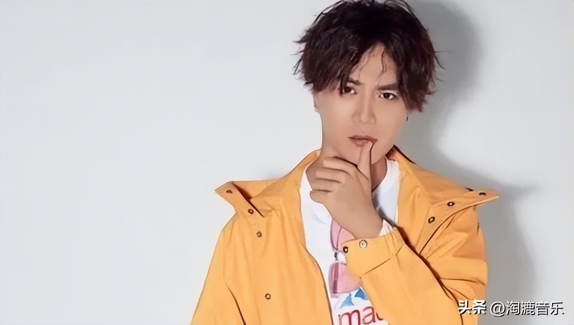 写最红的歌，过最苦的日子，出道15年的他为什么这么让人感动？