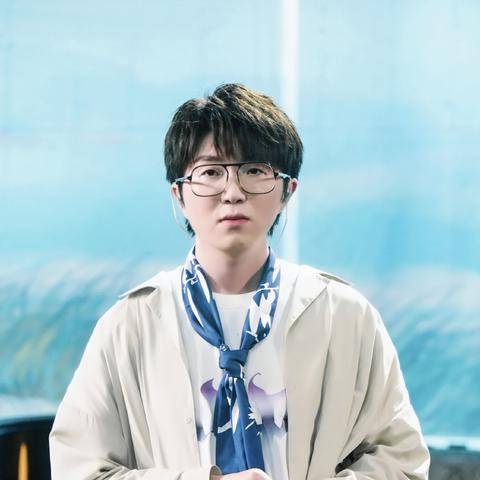 中国目前最红男歌星,中国最受欢迎男歌星