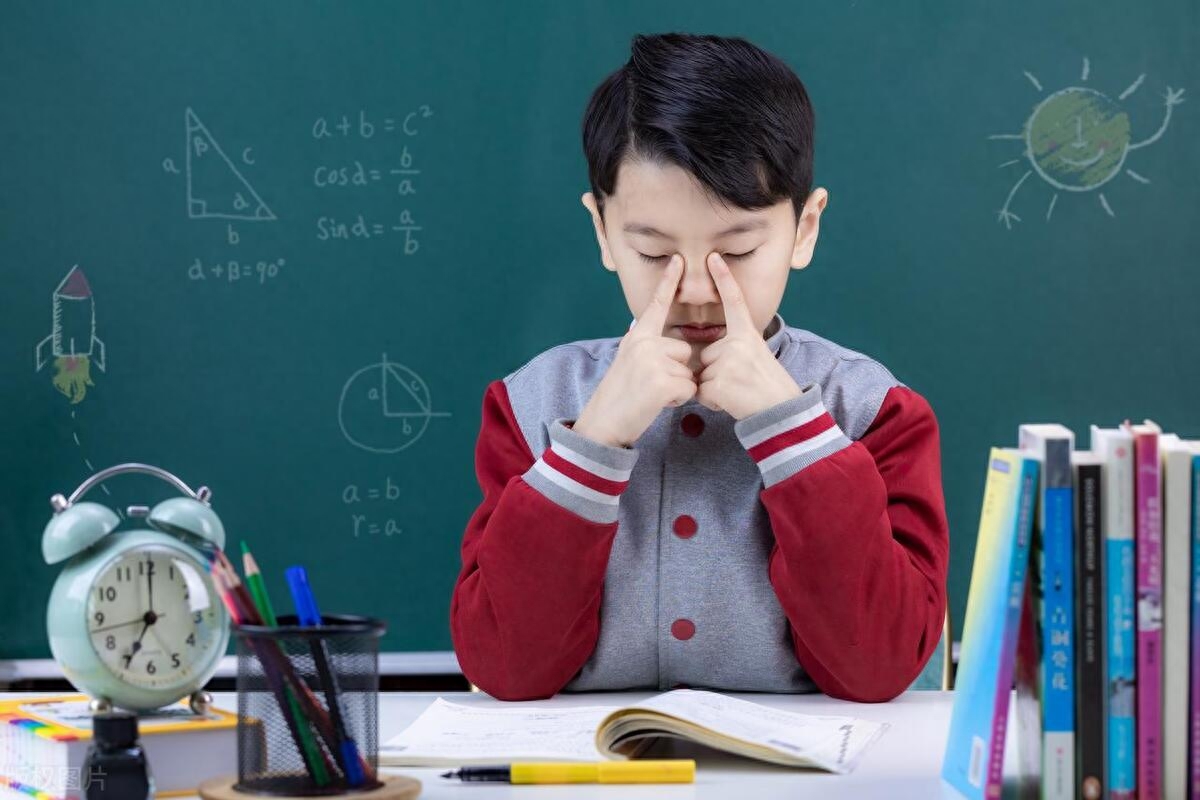 娃上课不听讲,如何嘱咐孩子上课认真听讲