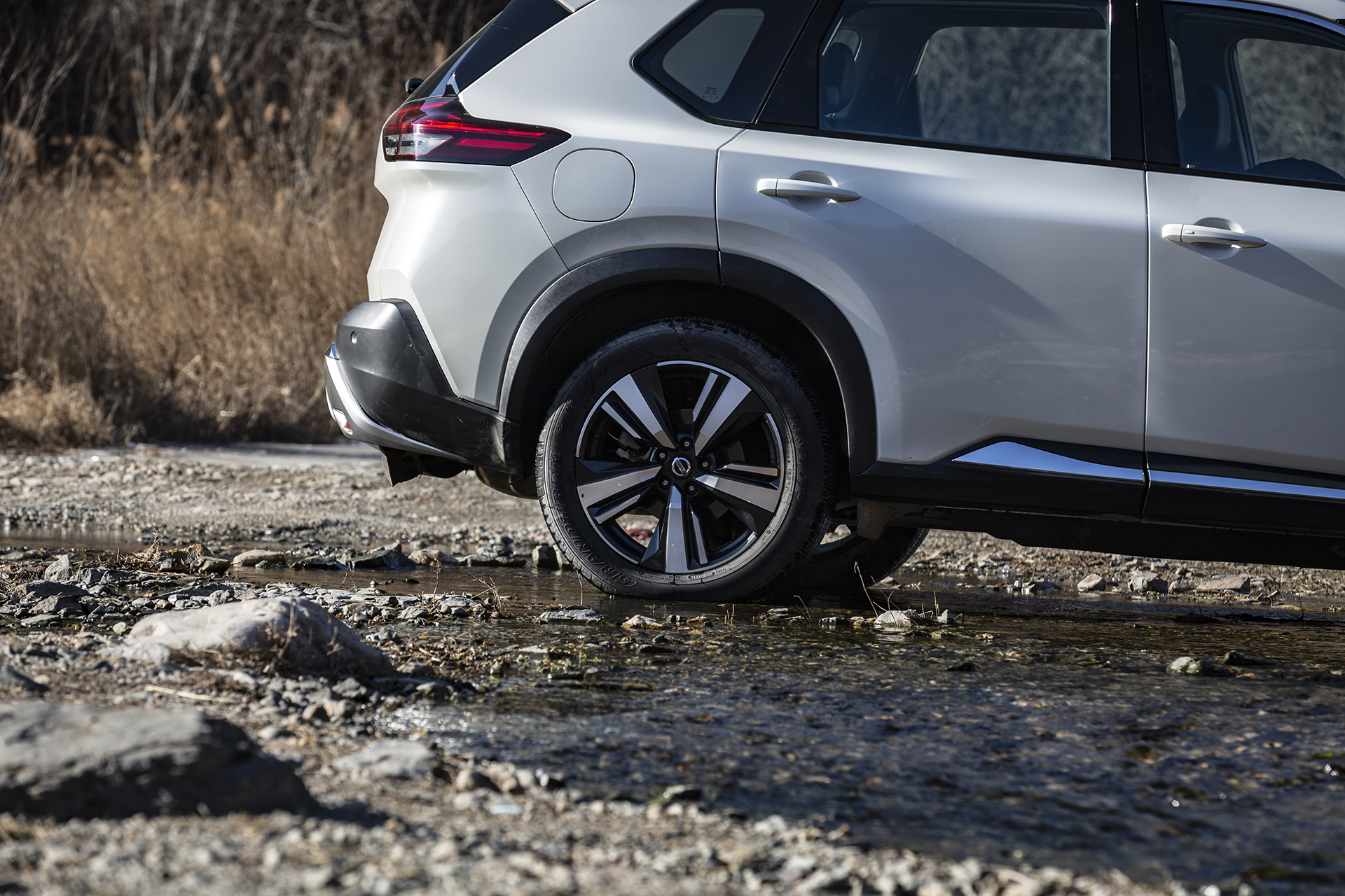 日产奇骏2022款试驾胖哥,日产2019奇骏四驱越野试驾