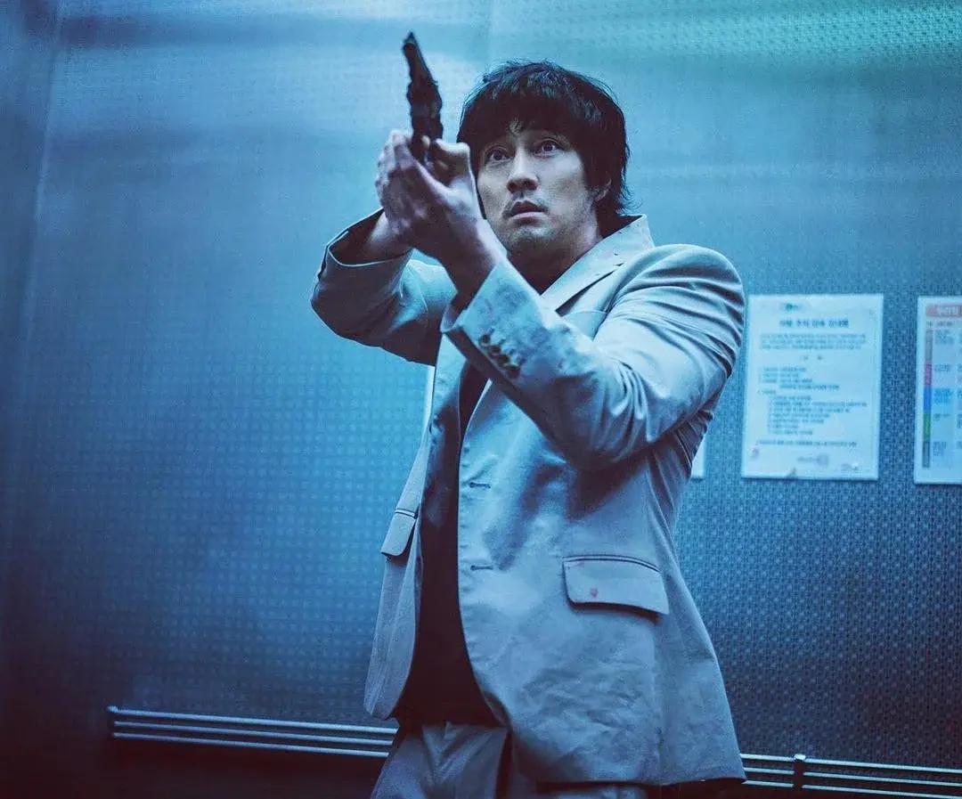 花了200亿拍的电影,花了两个亿拍的电影