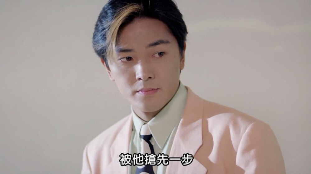 五位留长发的男明星最后一位最帅,野性长发肌肉男网红