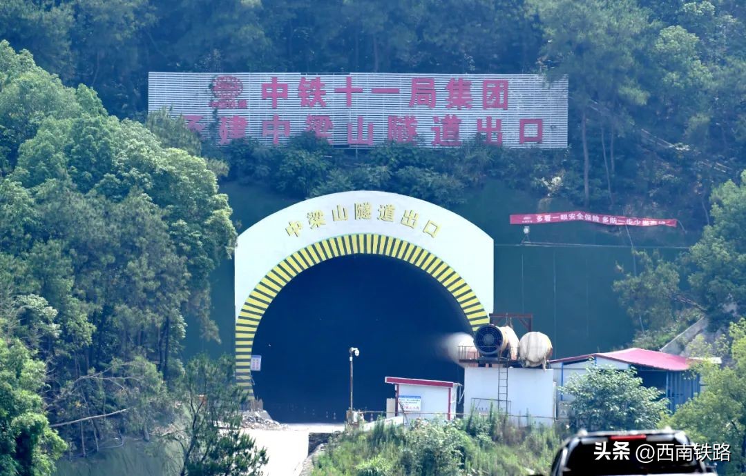 渝昆高铁设计时速是多少公里,渝昆高铁时速是多少