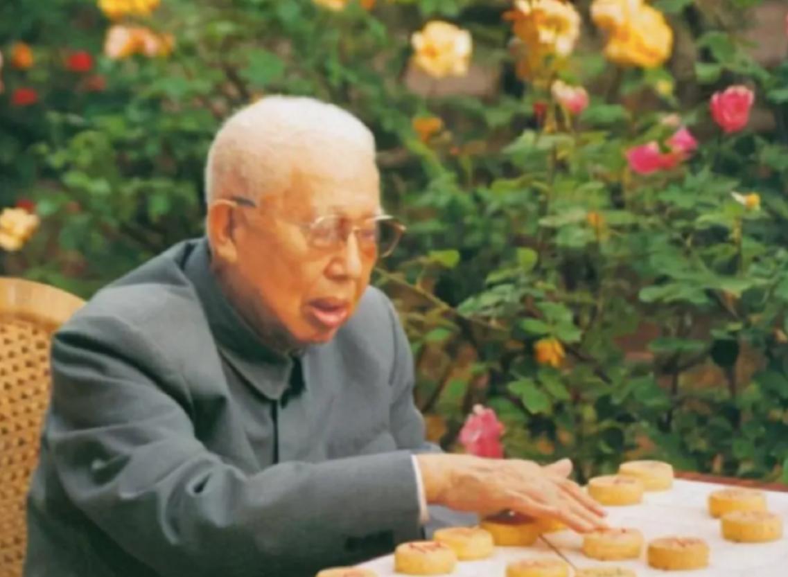 1983年,王平向中央提出退休请求,*小平邓**拒绝:现在还不到时机