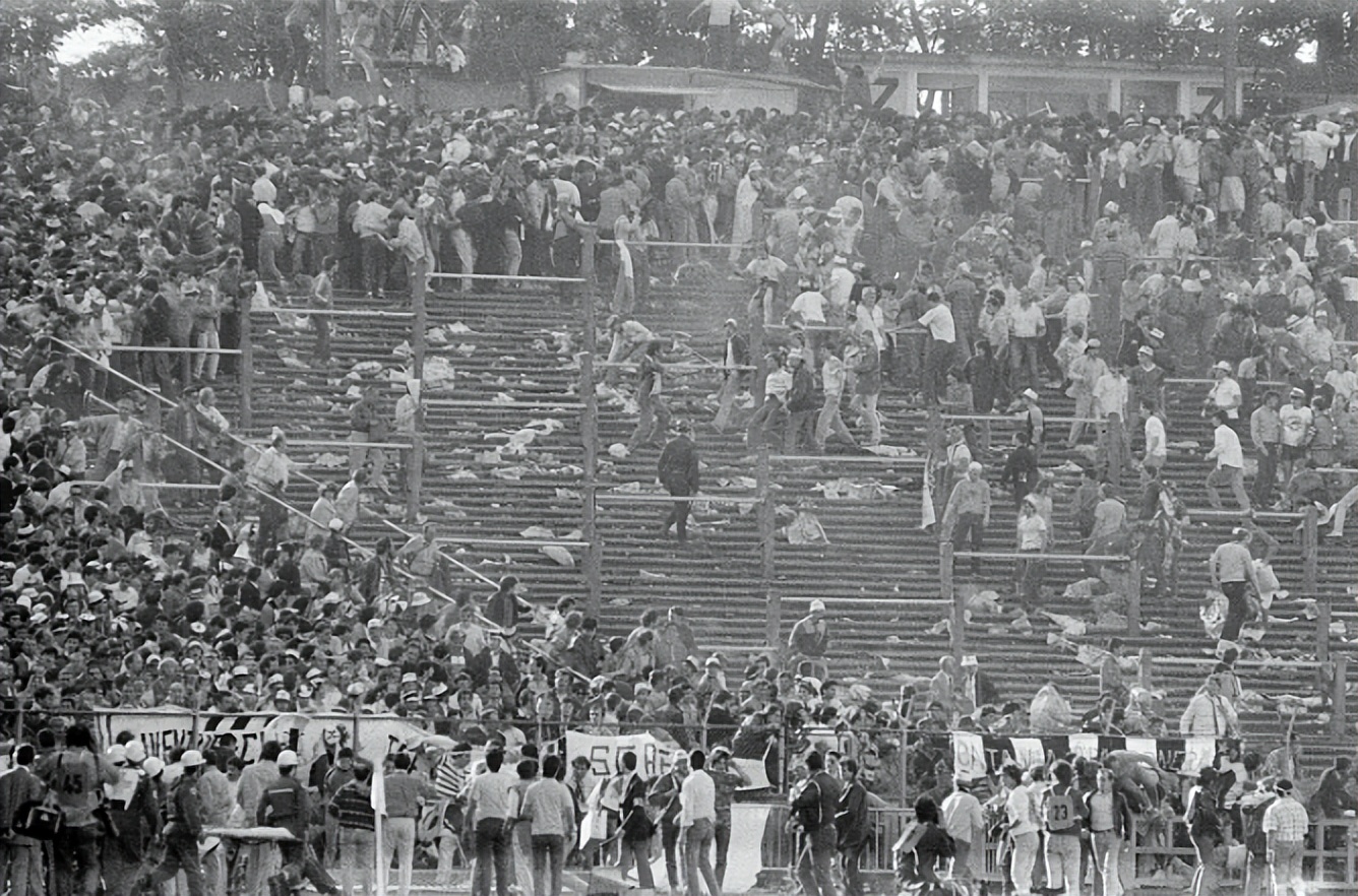 英国足球流氓造成的惨案,英格兰足球流氓怎么整治的