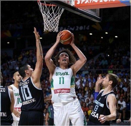 2003阿根廷男篮,2004年男篮阿根廷对美国