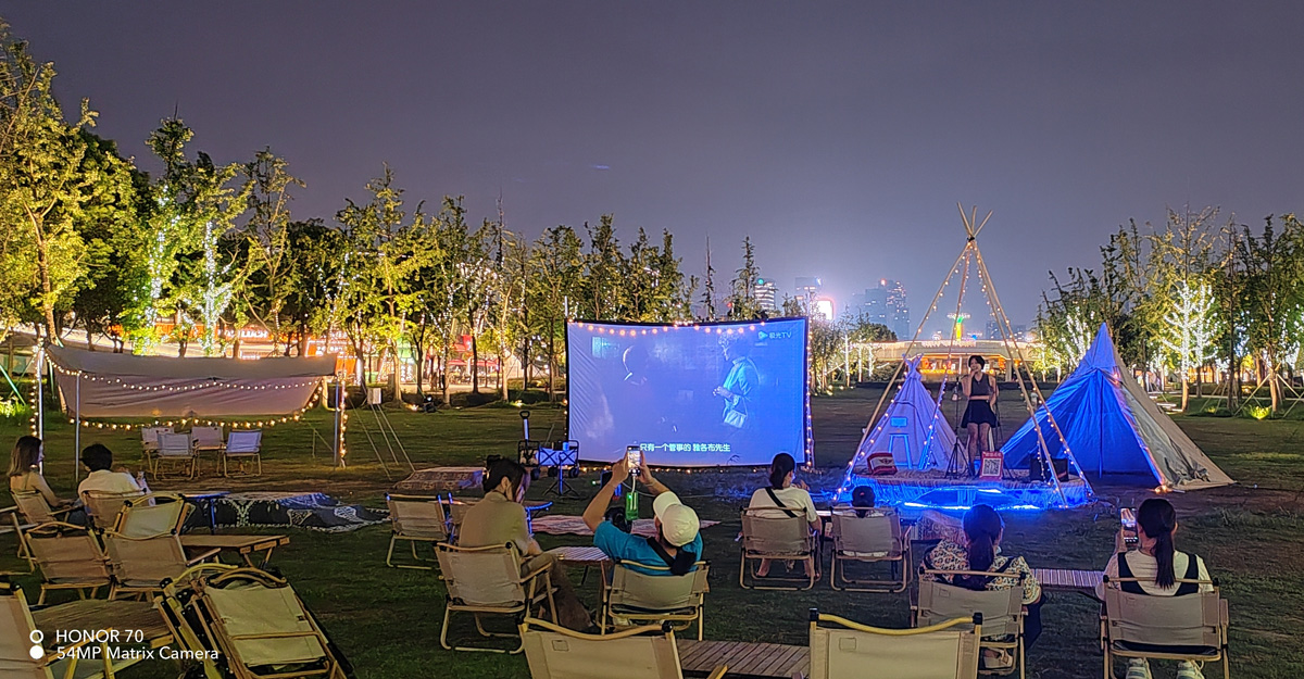 荣耀70评测：颜值才华兼备，旗舰IMX800要你好看，五星好“屏”