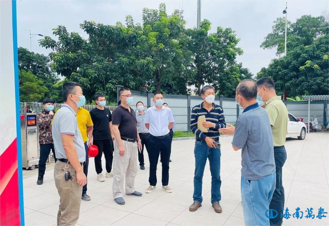 海南省住建厅莅临万泰承建的亨通·南湖花园项目开展专项检查工作