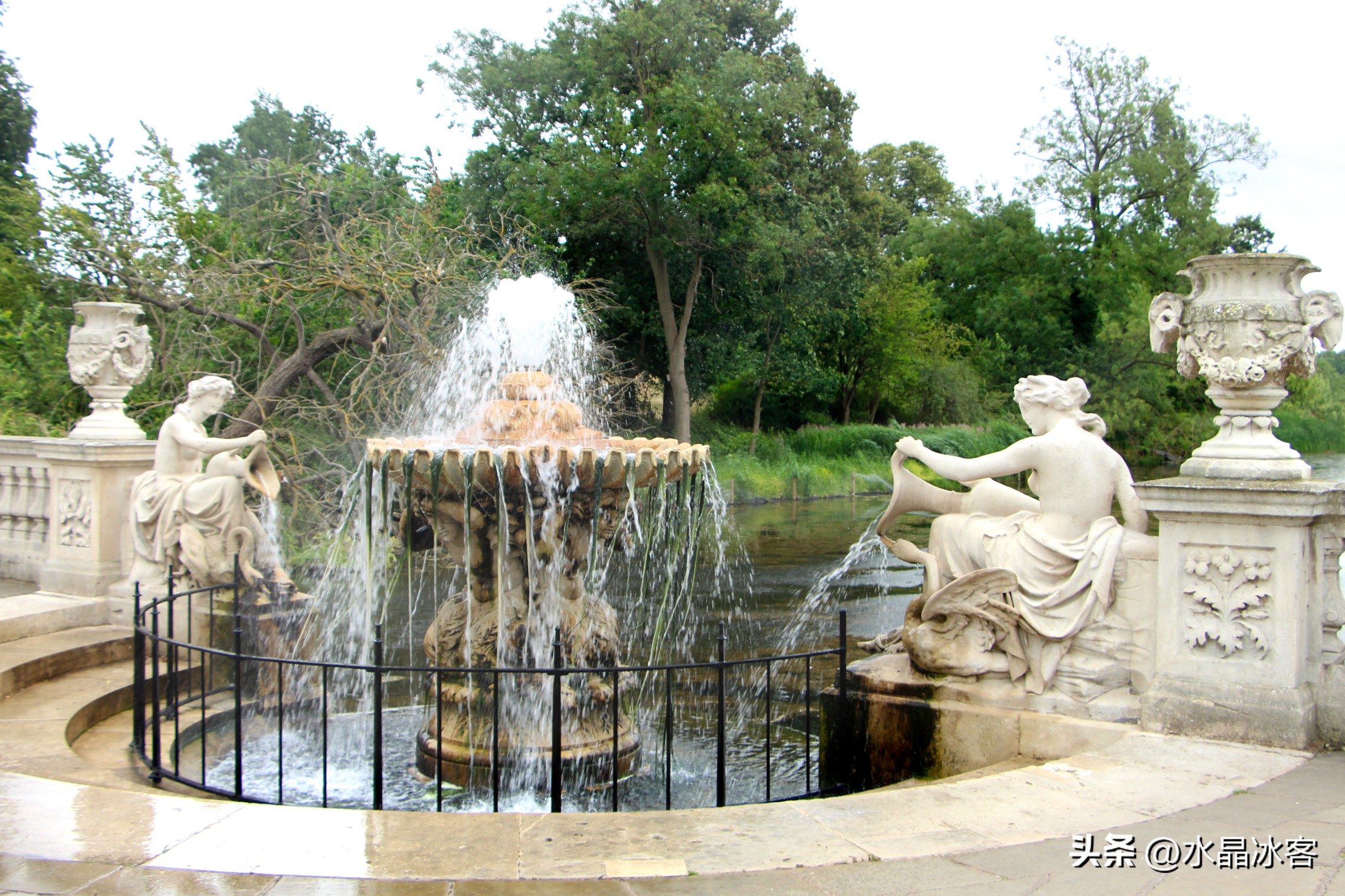 英国伦敦塔桥,英国行购物