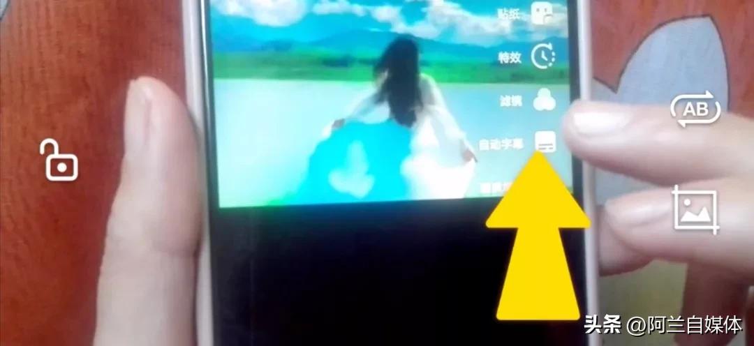 如何把几个视频做成一个长视频,如何把多个视频同时弄成一个视频