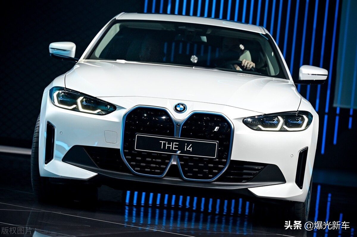 宝马I4新款多少钱,新款宝马i4上市售价42.99万元