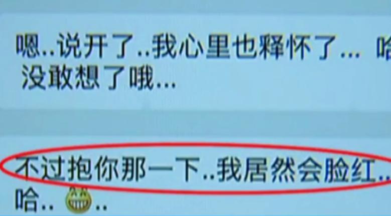 女孩进店试衣服店员歧视,一女子在高档店试衣服被店员嫌弃