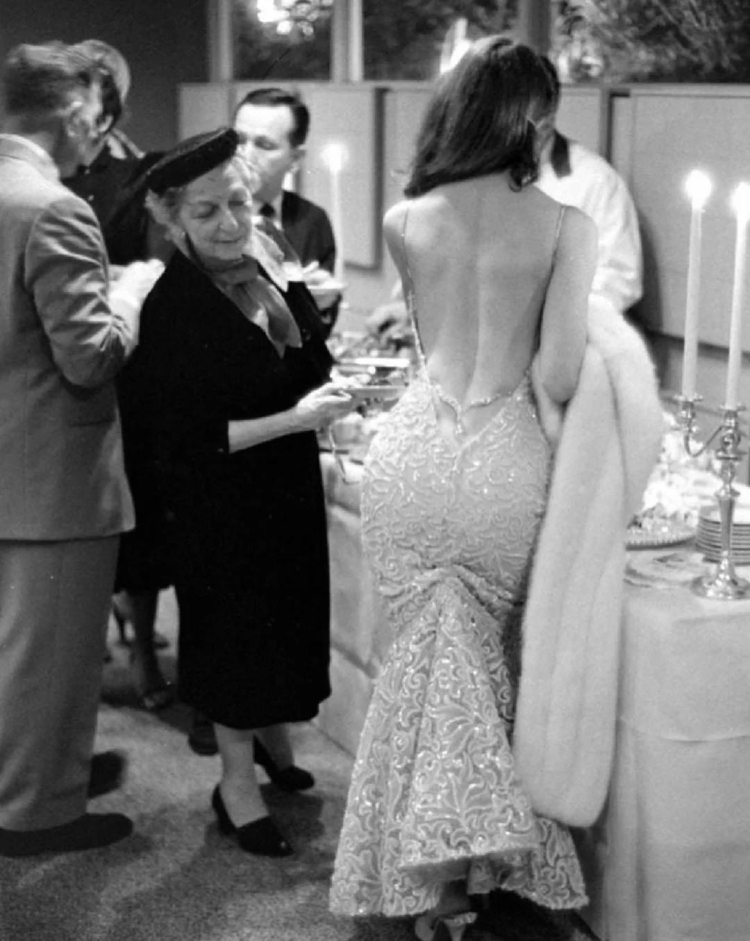 纳粹德国屠杀犹太女人,变态纳粹