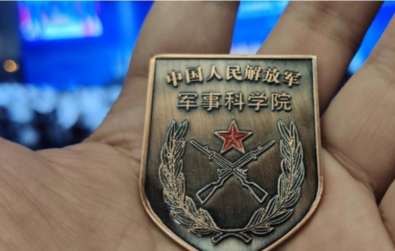 中将问，美代表答：不懂就问。