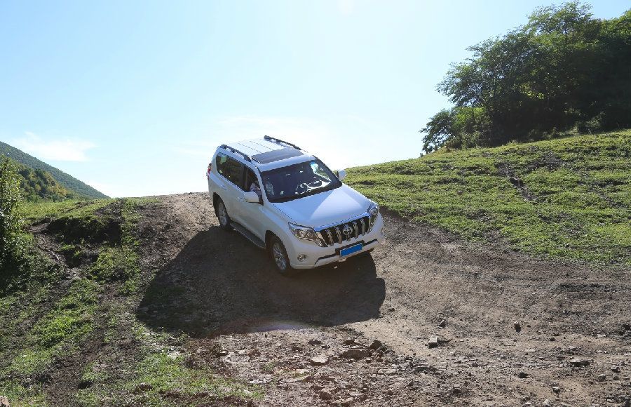 丰田普拉多2700加装hks机械增压,丰田普拉多2700改机械增压靠谱吗