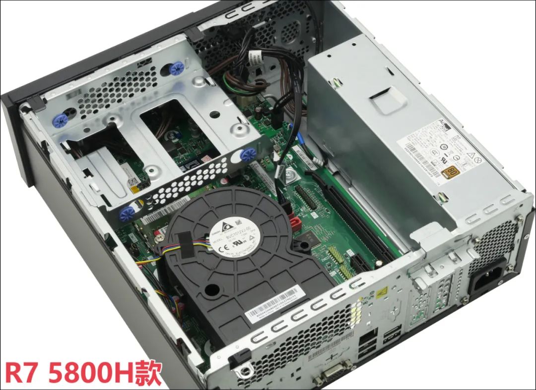 这俩小型台式机，我的确没找到选A家的理由……