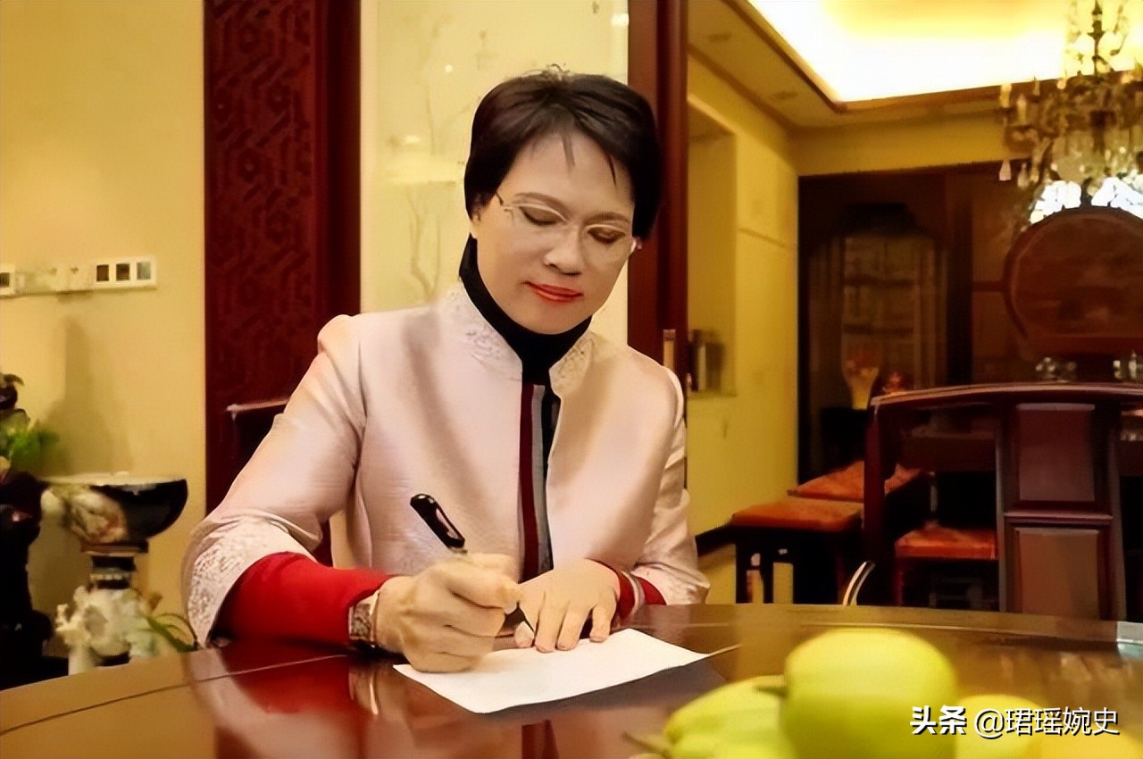 浙江第一女首富资产清零,浙江女首富40年白手起家赚200亿元