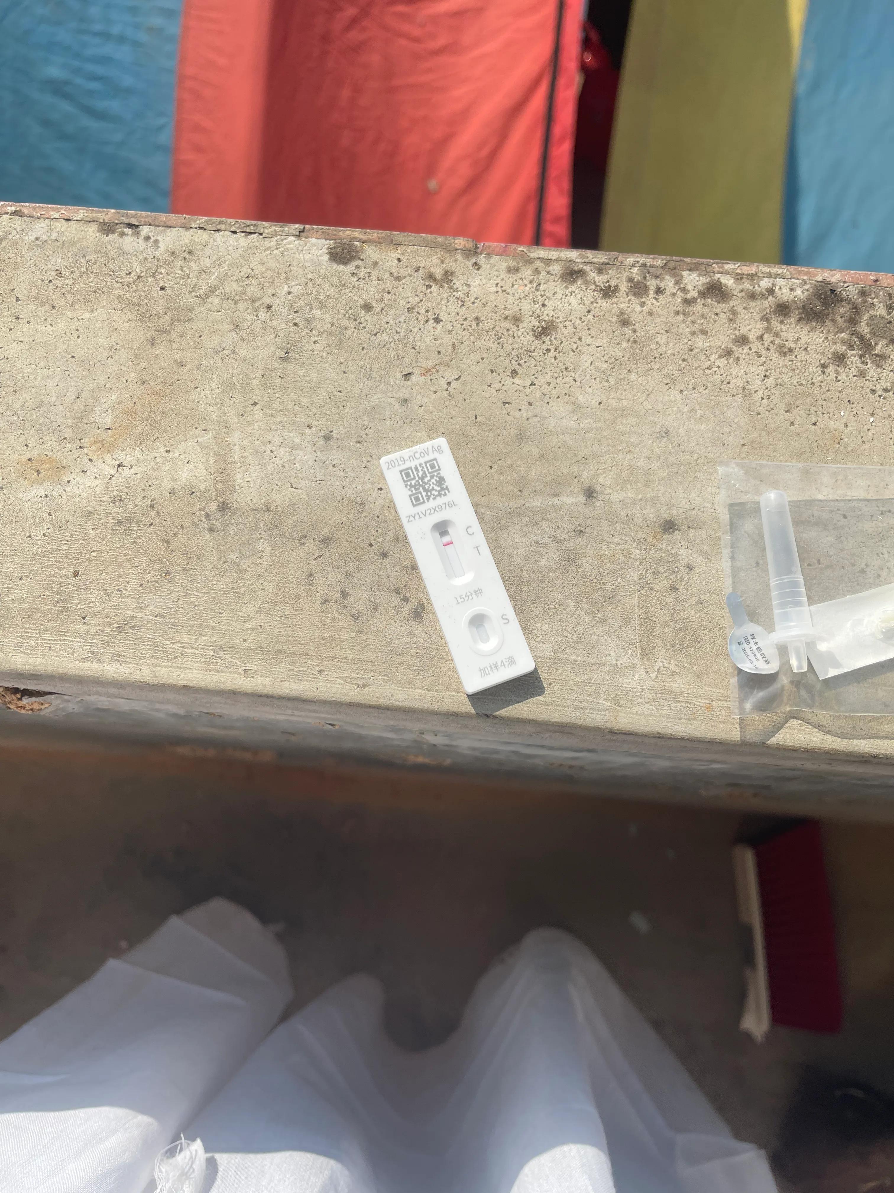 慢性肾炎感冒发烧了怎么办,慢性肾炎感冒发烧后尿液发红