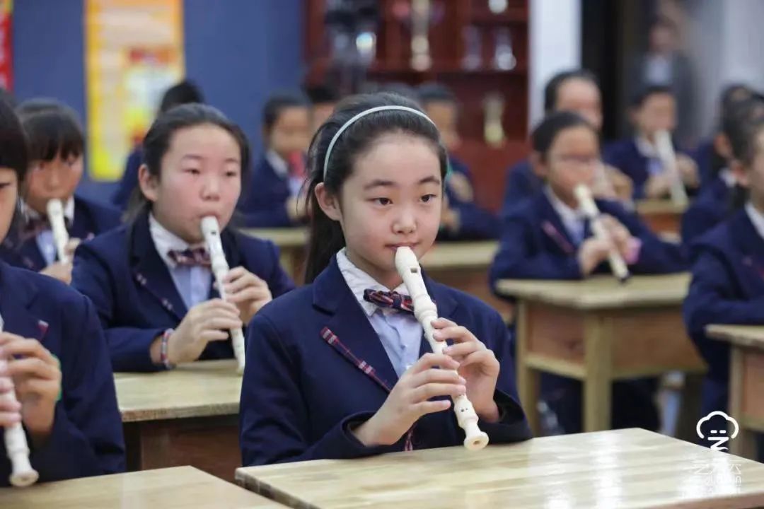 课堂小乐器拇指琴,课堂小乐器都包括什么