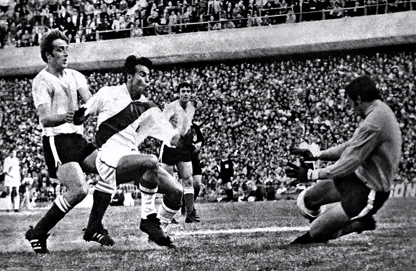 足球世界杯史上最惨烈的比赛,世界杯足球十大惨案