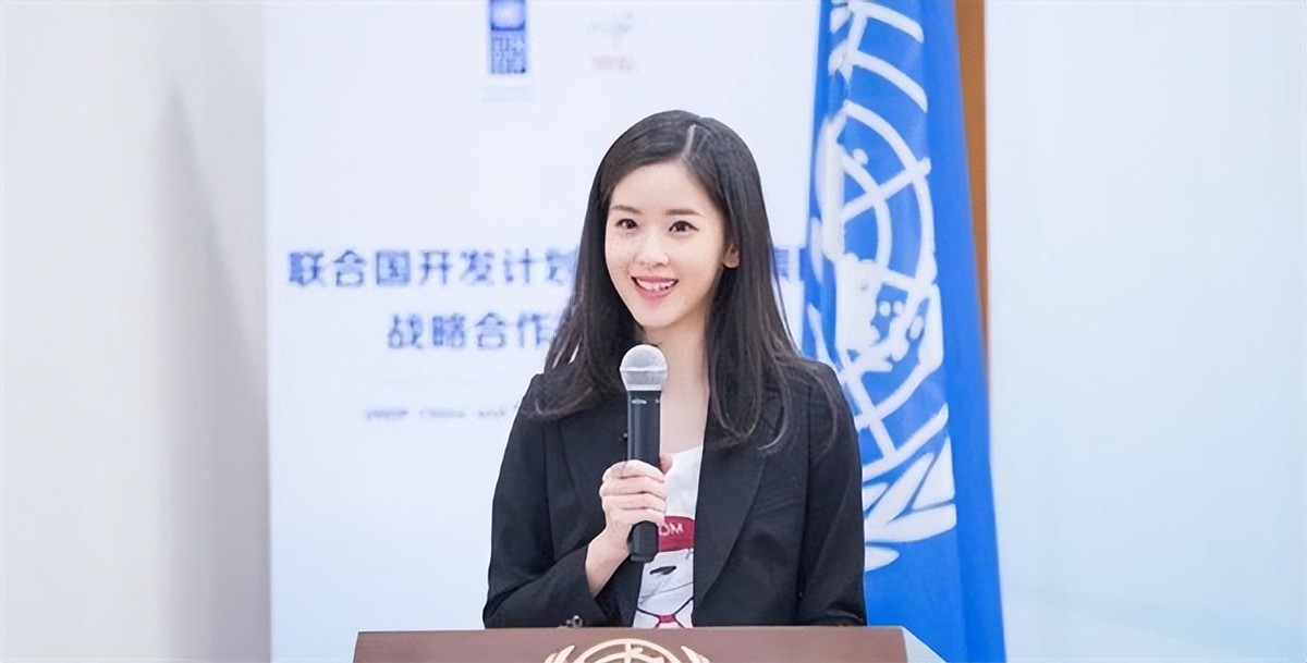 章泽天的丈夫刘强东是谁,章泽天父亲章丽厚