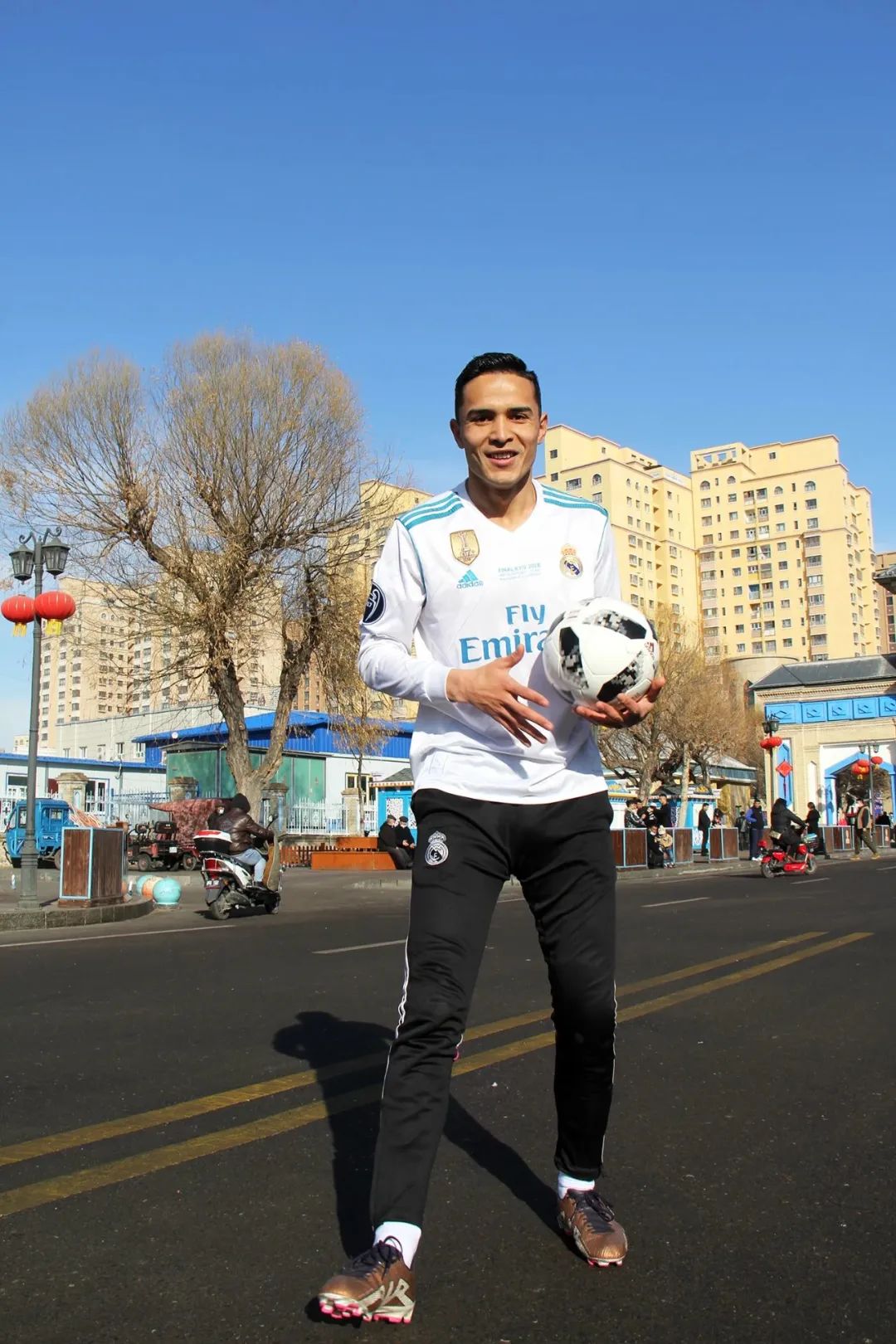 神似c罗的人,像c罗的伊犁小伙