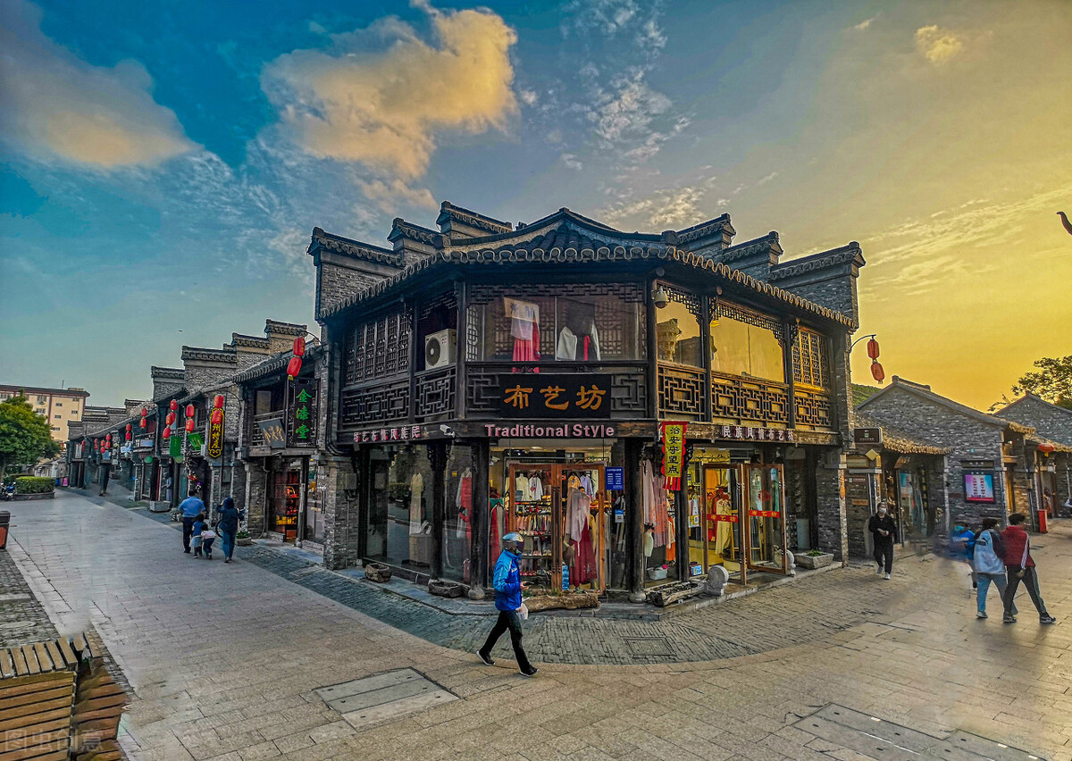 上海到重庆世纪游轮15天行程安排,上海到韩国游轮7天6夜豪华游